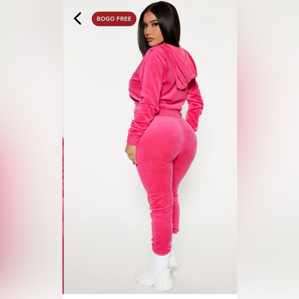 Pink set - Picture 2 of 2